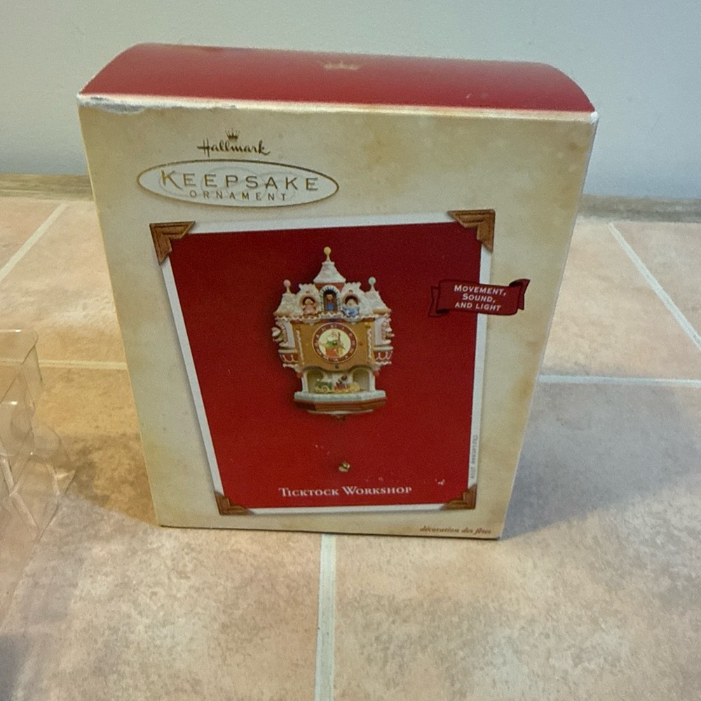 Hallmark 2004 TICKTOCK WORKSHOP Clock Magic NIB